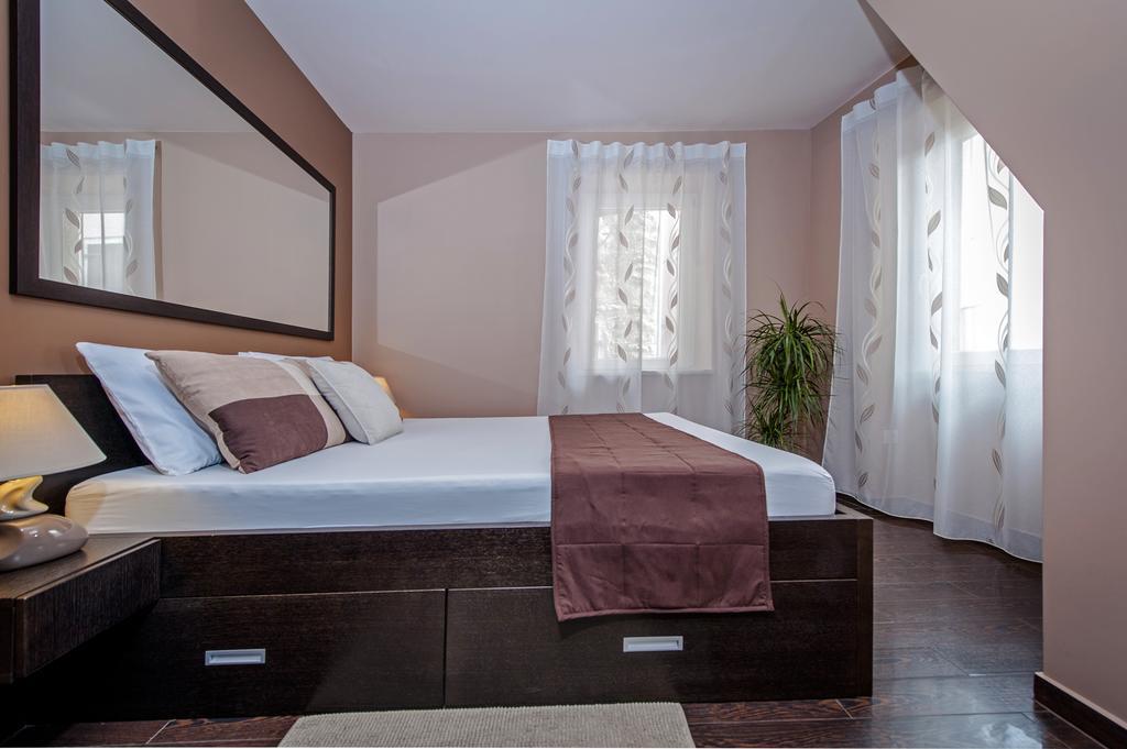 Apartman Casa Dekic *